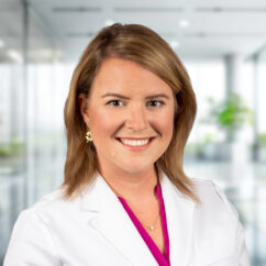 Allison Long, FNP-C Headshot